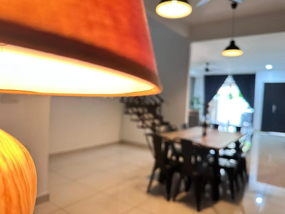Queen'S Villa For 28Pax @Central Of Penang Jelutong 0*,